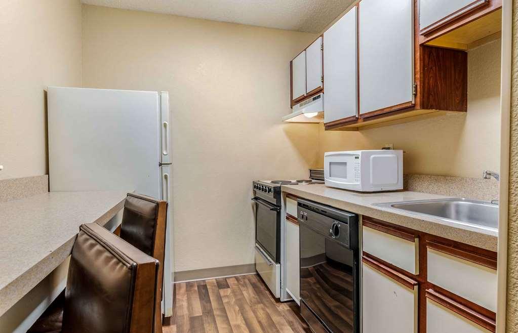 Extended Stay America Suites - Evansville - East Zimmer foto